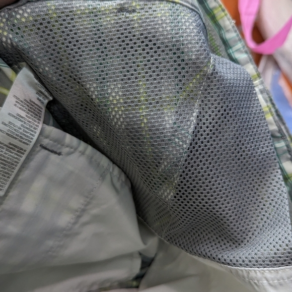 Izod Golf Men's Plaid Shorts Sz 36 - Picture 13 of 13